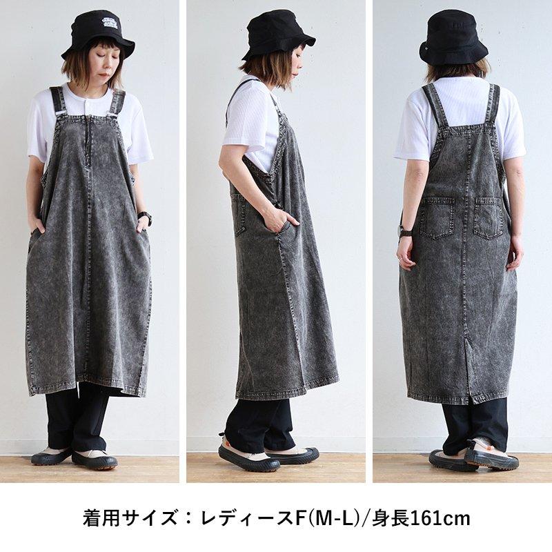 ジャンパースカート ジャンスカ レディース ケミカルデニム ストレート スリット入り 楽ちん 軽い 重ね着 ポケット 大きいサイズ パティの画像