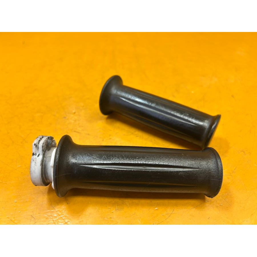 【送料無料!!】[ZG 30917]@ヤマハYAMAHA ギア UA08J-015 グリップ 左右 スロットルホルダー : PAWNS ...