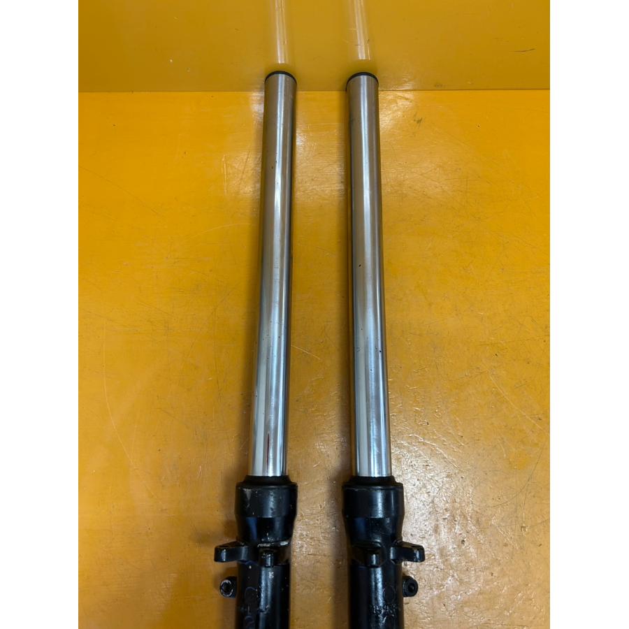【送料無料!!】[ZJ 31083]ヤマハ YAMAHA FZ250 フェザー 1KG-061 フロントフォーク 左右_5