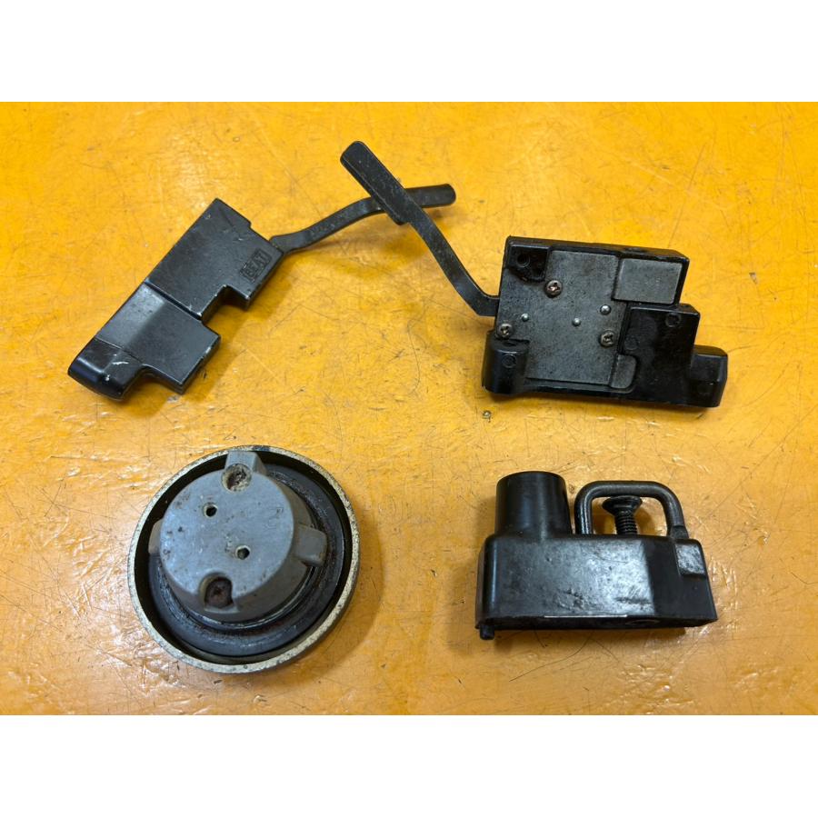 送料無料!!】[ZJ 31094]ヤマハ YAMAHA FZ250 フェザー 1KG-061 キー