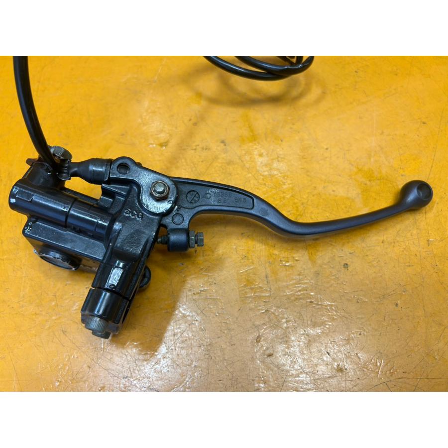 送料無料!!】[ZU 31571]@ヤマハ YAMAHA マジェスティ250 SG03J-018