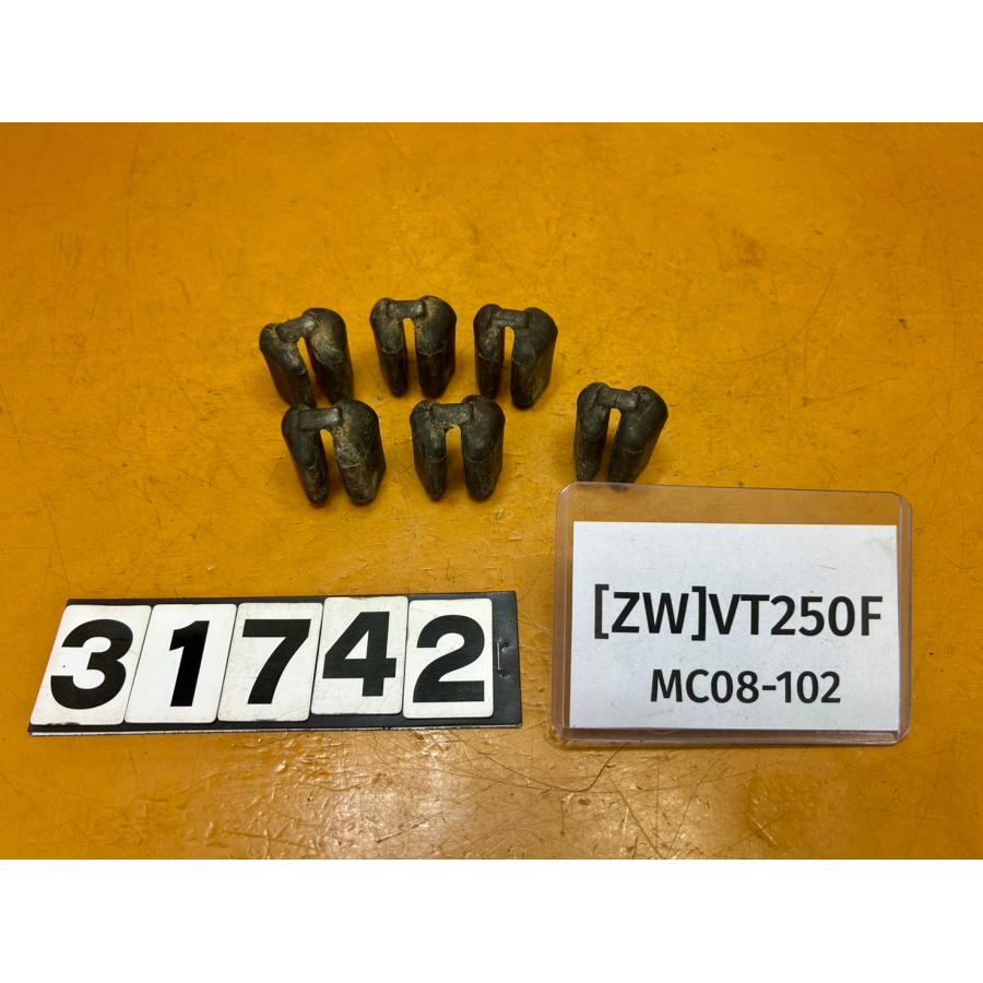 送料無料!!】[ZW 31742]ホンダ HONDA VT250F MC08-102 ハブダンパー
