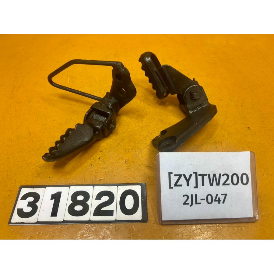 送料無料!!】[ZY 31820]@ヤマハ YAMAHA TW200 2JL-047 メインステップ