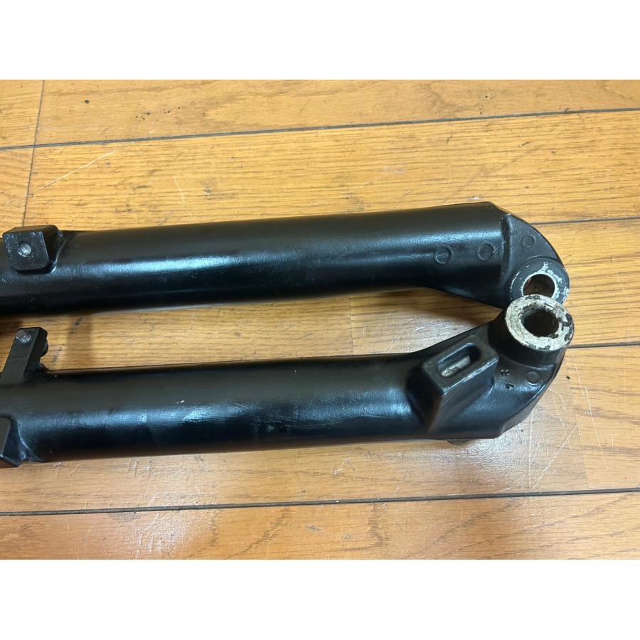 送料無料!!】[ZY 31865]@ヤマハ YAMAHA TW200 2JL-047 フロント