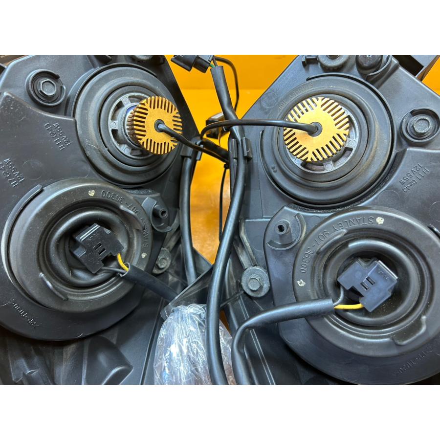【送料無料!!】[ABN 34076]@ヤマハ YAMAHA マジェスティ250 SG20J-005 ヘッドライト 左右の画像