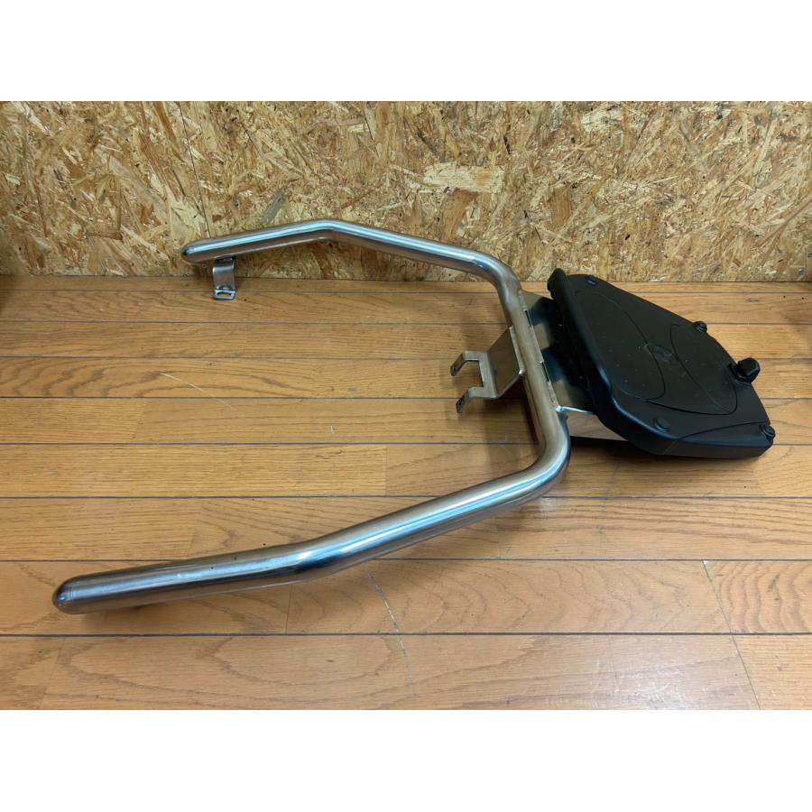 【送料無料!!】[ABQ 34250]スズキ SUZUKI スカイウェイブ250 CJ46A-109 グラブバー キャリア 荷台 GIVIベース付き 錆あり_4