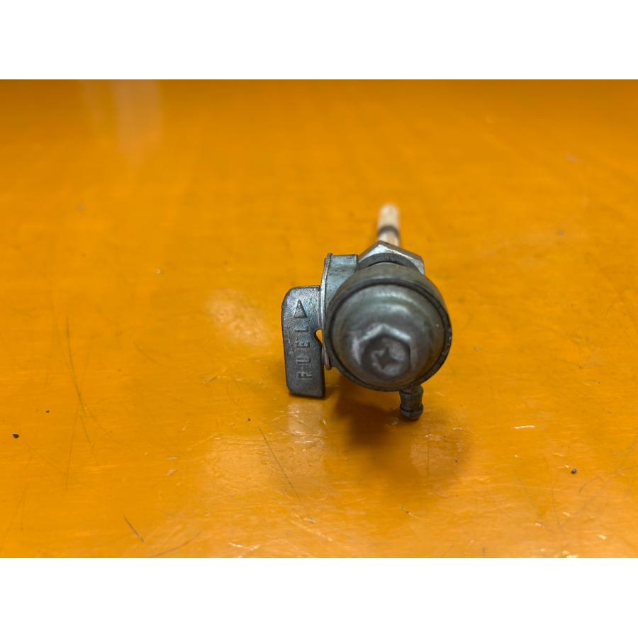 送料無料!!】[ABV 34629]ホンダ HONDA TLM220R MD23-110 燃料コック