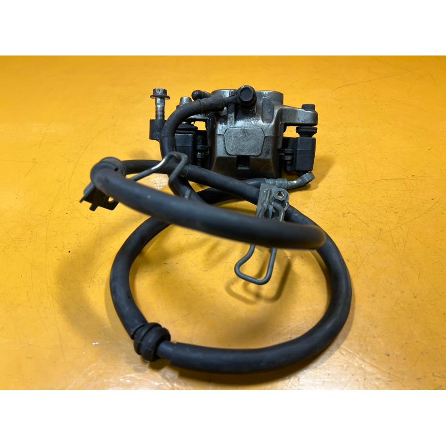 【送料無料】[VP 56723]@ヤマハ YAMAHA マジェスティ250 MAJESTY 4HC-046 フロントブレーキ キャリパー ...