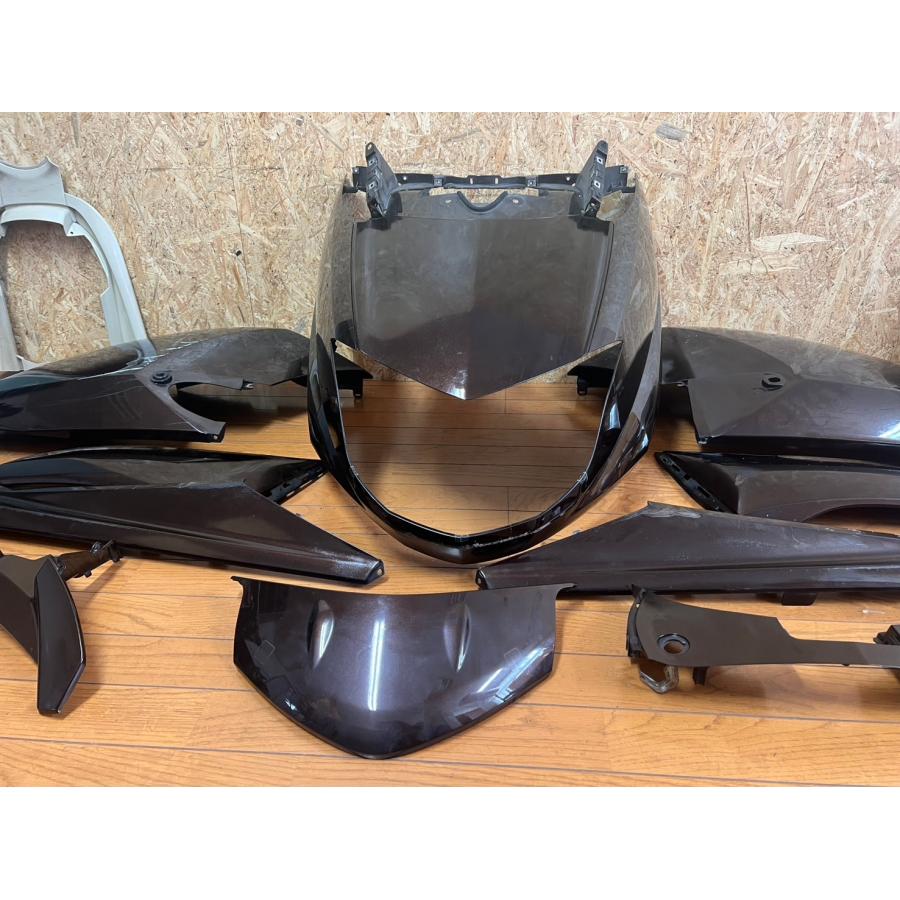 送料無料!!】[WC 57248]@ヤマハ YAMAHA マグザム250 SG21J-004 外装