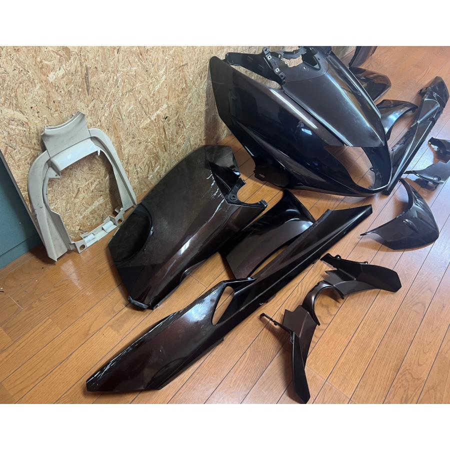送料無料!!】[WC 57248]@ヤマハ YAMAHA マグザム250 SG21J-004 外装