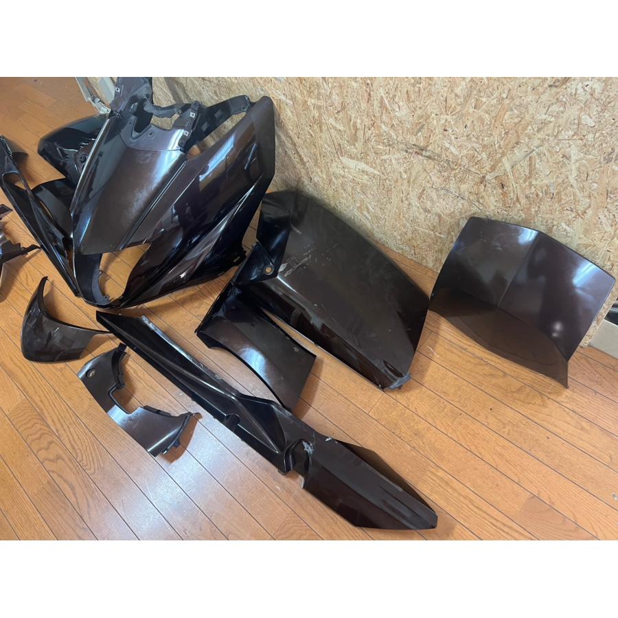 ぶぶ 送料無料!!】[WC 57248]@ヤマハ YAMAHA マグザム250 SG21J-004 外装