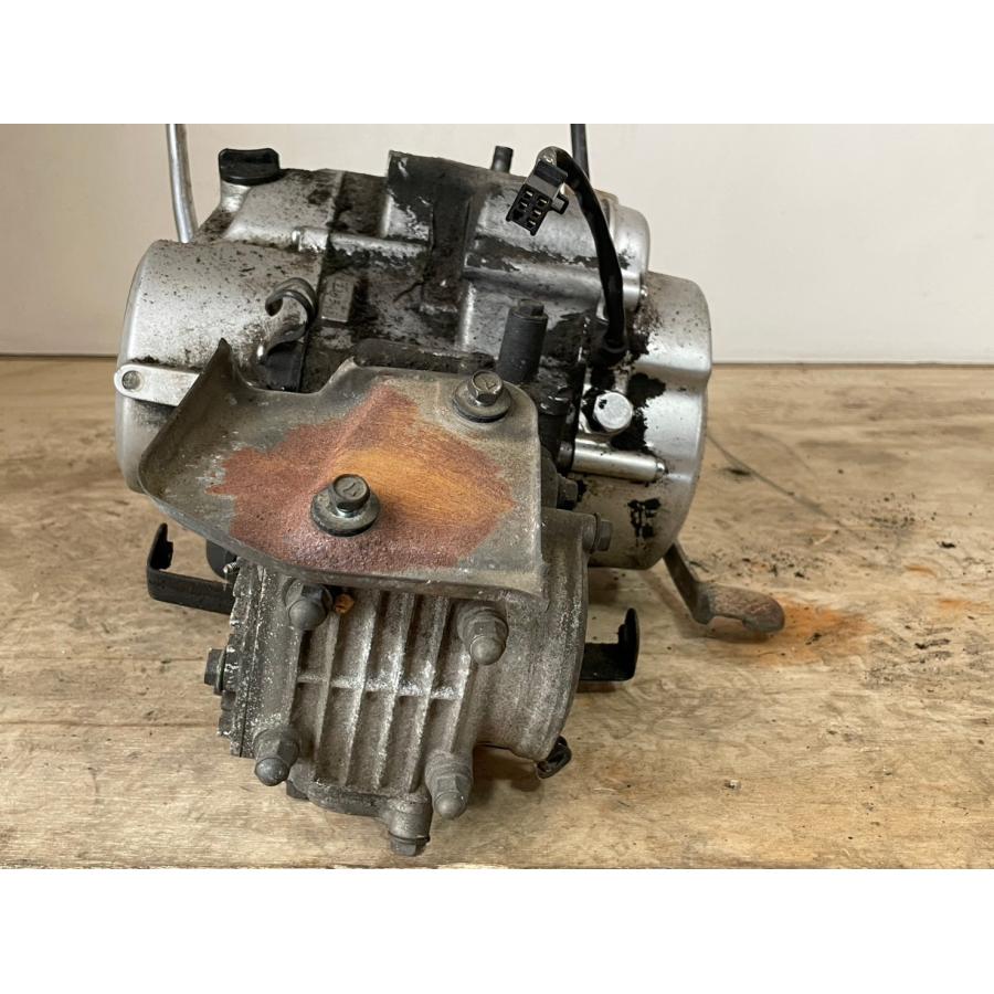 送料無料!!】[WJ 57890]スズキ SUZUKI バーディ50 BA41A-239 エンジン