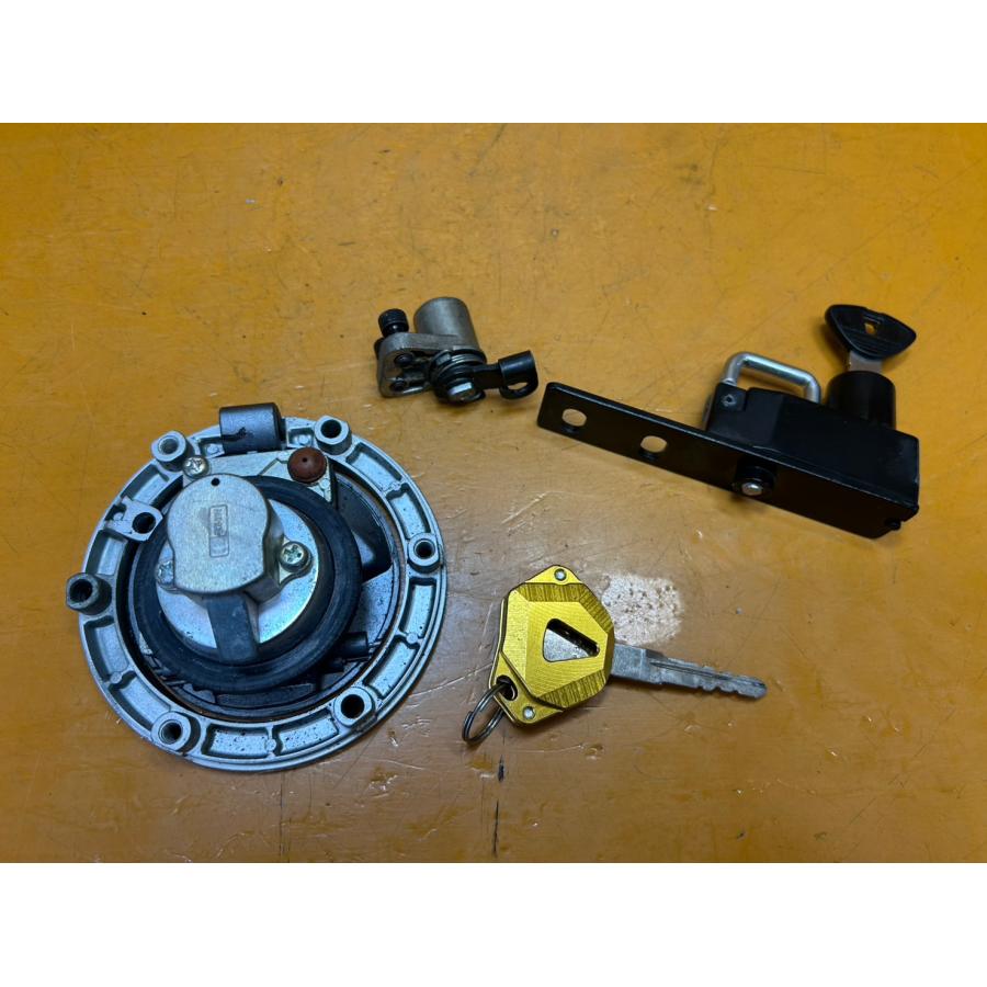 カギしっぽ Amazon | ライブディオ ZX AF35 ライブDIO AF34 後期 キーシリンダー