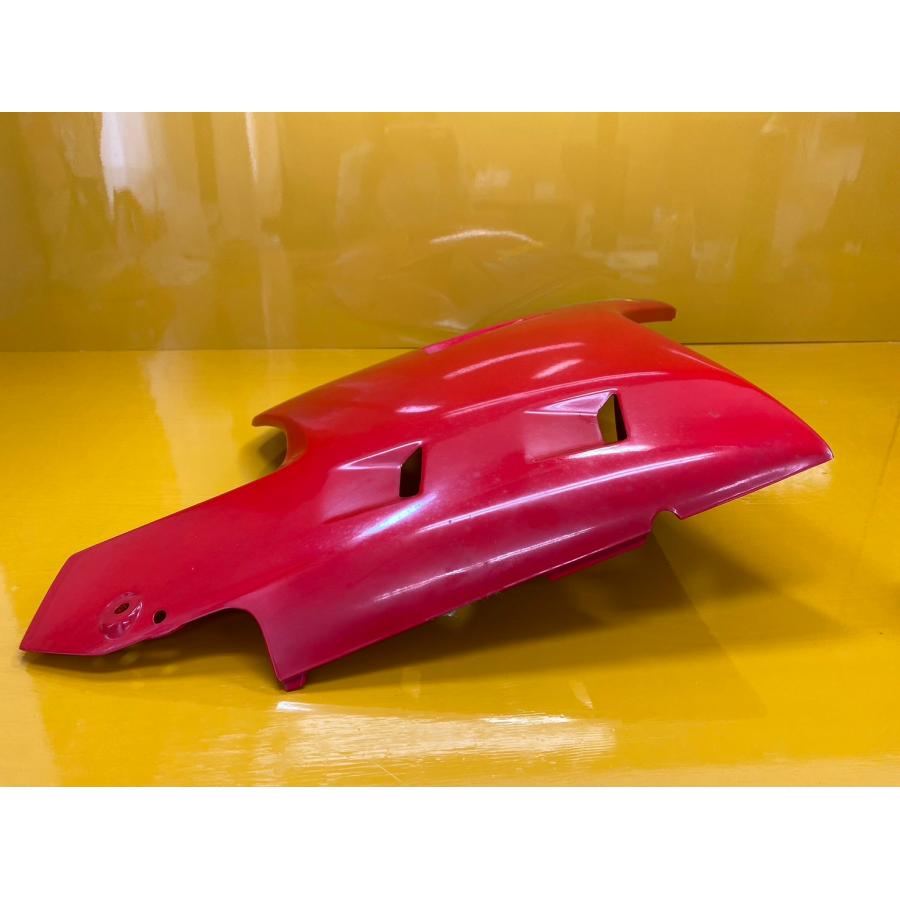 【送料無料!!】70297 中古美品 HONDA ホンダ NS-1 AC12 サイドカバー 右 フロントカウル 赤　64300-GAAA-0200_5
