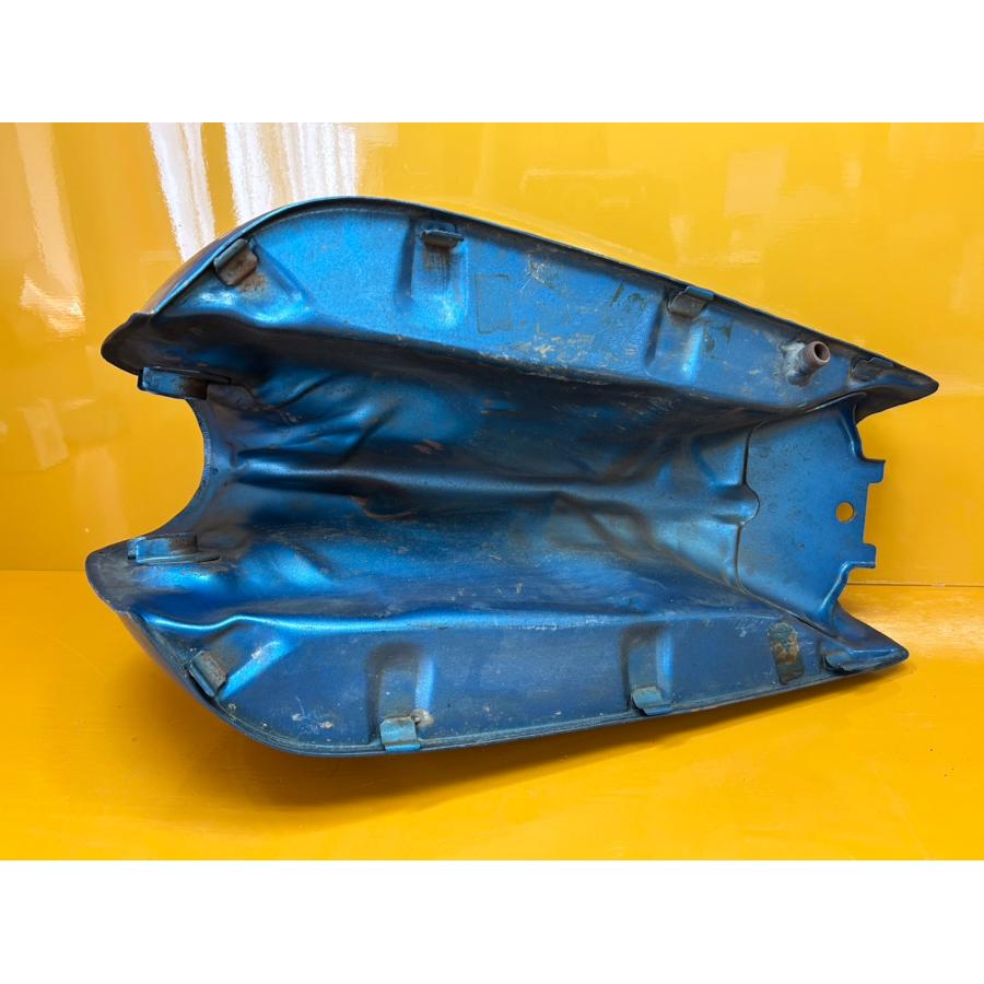 送料無料!!】72159 中古 HONDA ホンダ CB250T ガソリンタンク 燃料