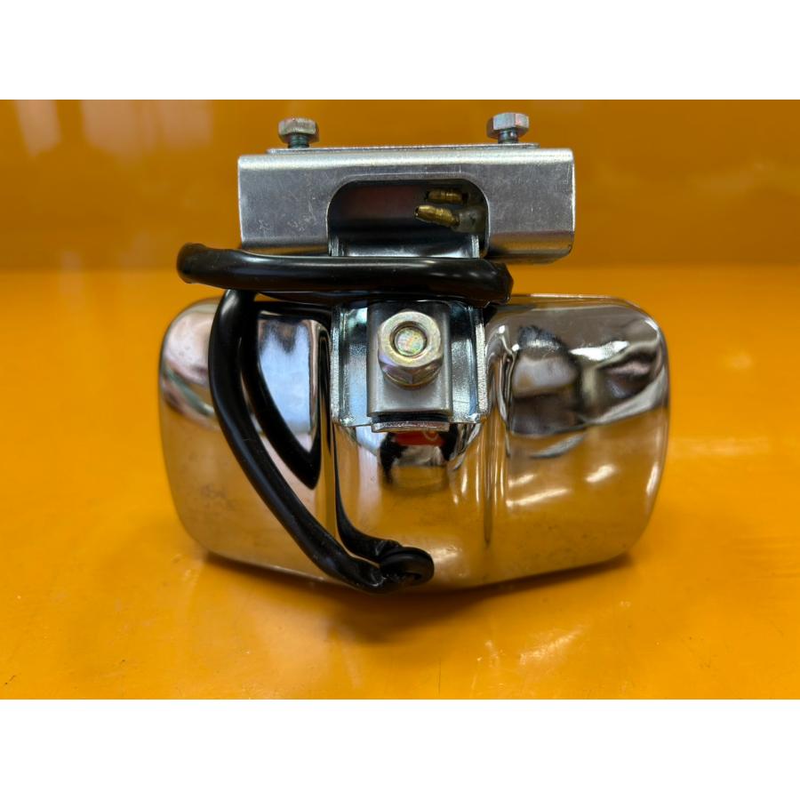 送料無料!!】72527 新品？ 車 フォグランプ ライト 当時物 旧車 06342