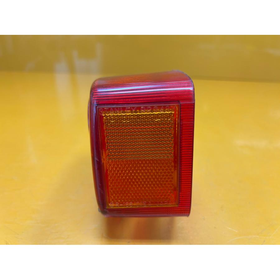 CB250T CB400T ブルーテールレンズ　ウインカーレンズ　バブ　ホーク2 楽天市場】CB250T ホーク CB400T ホーク2 汎用 テールレンズ ユニット