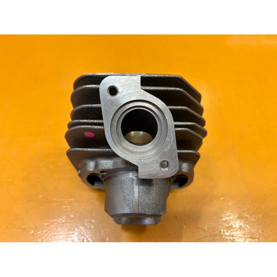 【送料無料!!】73998 新品 HONDA ホンダ DIO AF18 AF25 純正シリンダー エンジン 12101-GW0-730の画像