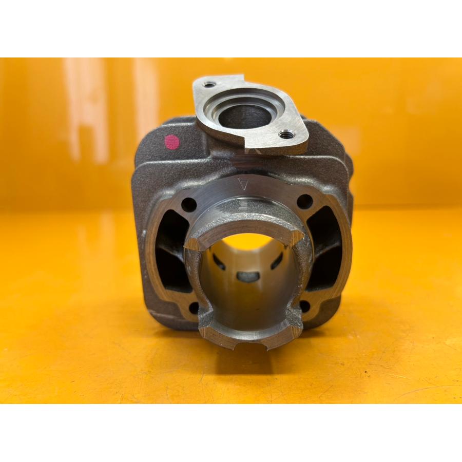 【送料無料!!】73998 新品 HONDA ホンダ DIO AF18 AF25 純正シリンダー エンジン 12101-GW0-730の画像