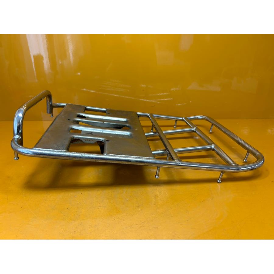 【送料無料!!】75337 中古 HONDA ホンダ スーパーカブ プレスカブ C50 AA01 リアキャリア 荷台 大型 ロング 錆ありの画像