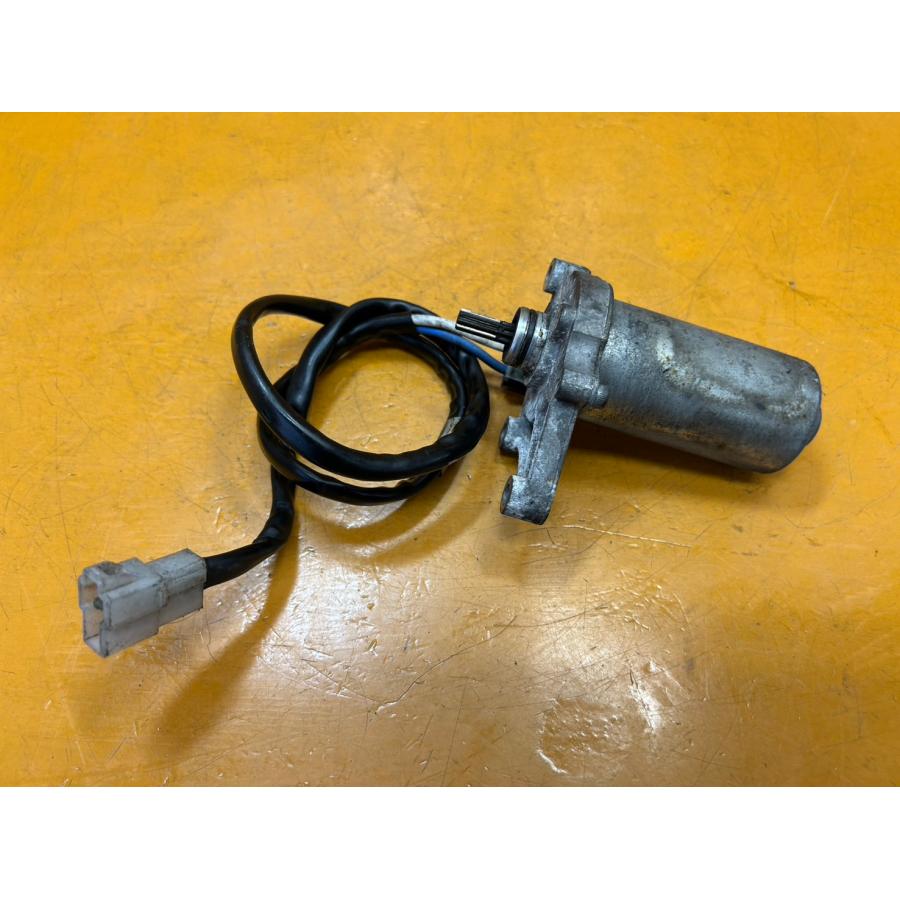 送料無料!!】75616 中古 YAMAHA ヤマハ マジェスティ250 SG20J 4D9 YCC
