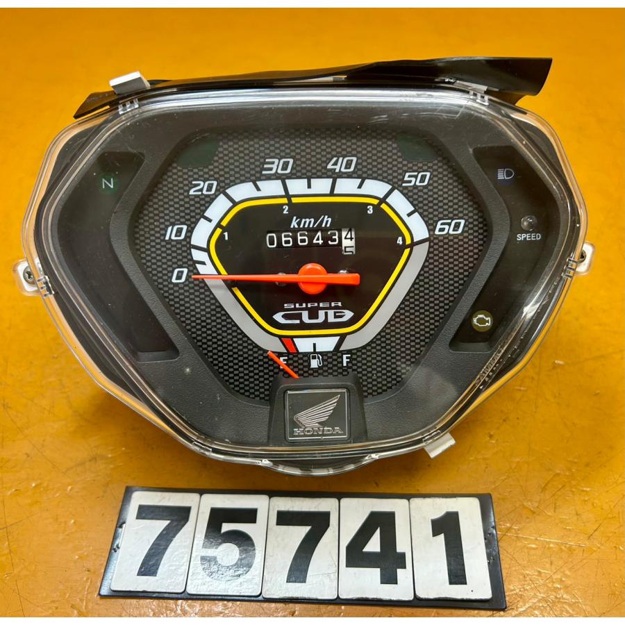 送料無料!!】75741 中古 HONDA ホンダ スーパーカブ AA04メーター 