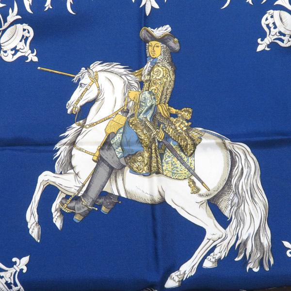 HERMES（エルメス） 質イコー カレ90 スカーフ LVDOVICVS MAGNVS 白い