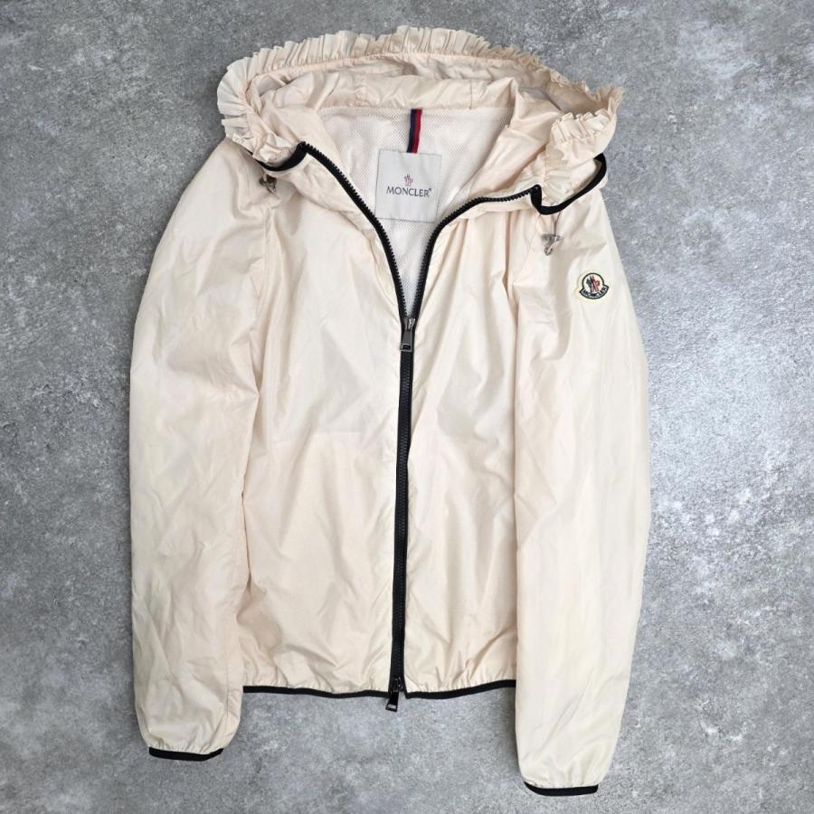 MONCLER（モンクレール） フード フリル ジップアップ ブルゾン LAIT