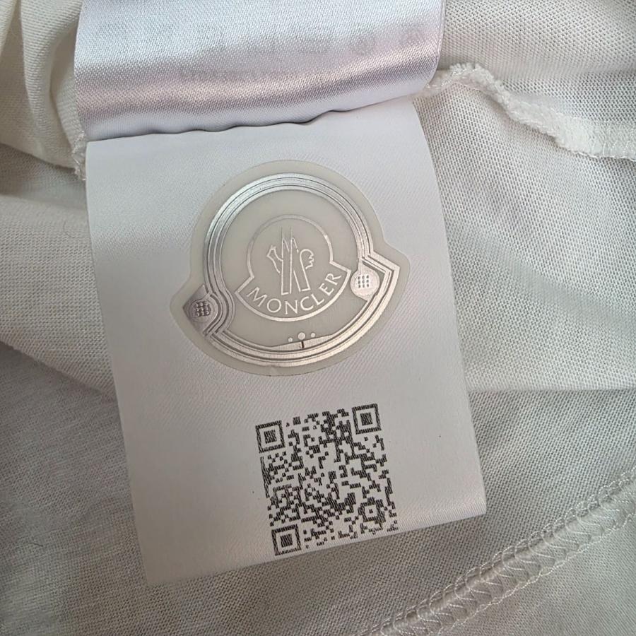 MONCLER（モンクレール） ラージ ロゴ ワッペン 半袖Tシャツ