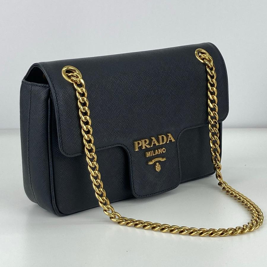レディースファッション PRADA プラダ サフィアーノ レザー チェーン 