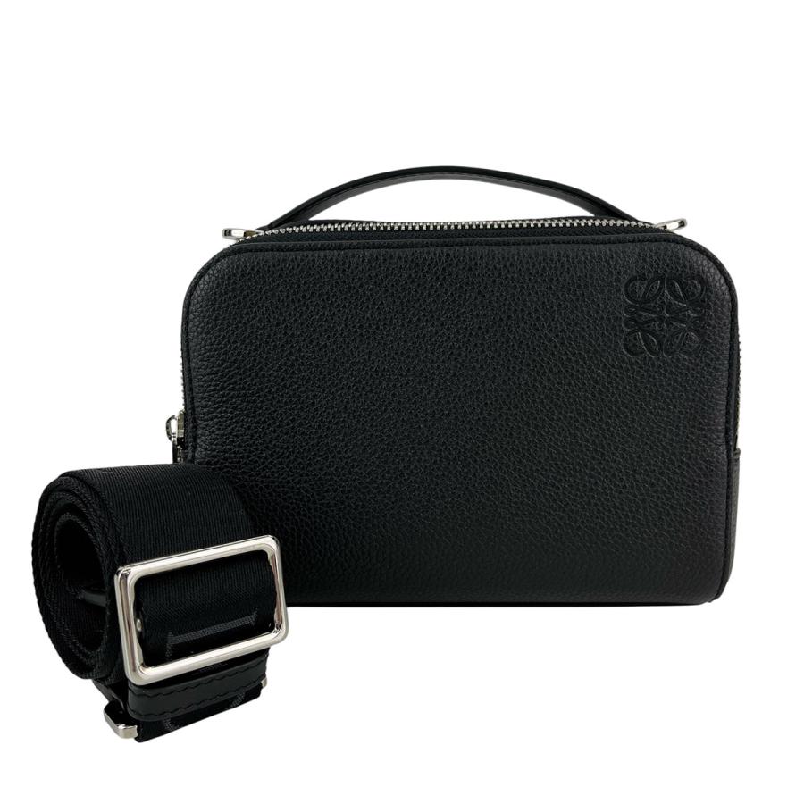 LOEWE（ロエベ） カメラ クロスボディバッグ ミニ ショルダーバッグ