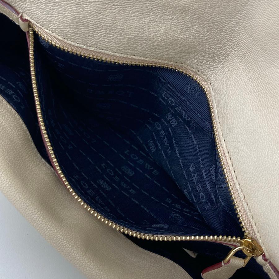 LOEWE（ロエベ） マイア アナグラム プレート付き ショルダーバッグ