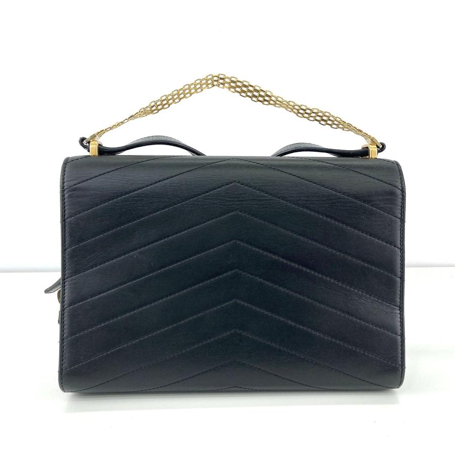 CHANEL（シャネル） シェブロン メダル フラップ バッグ Vステッチ 