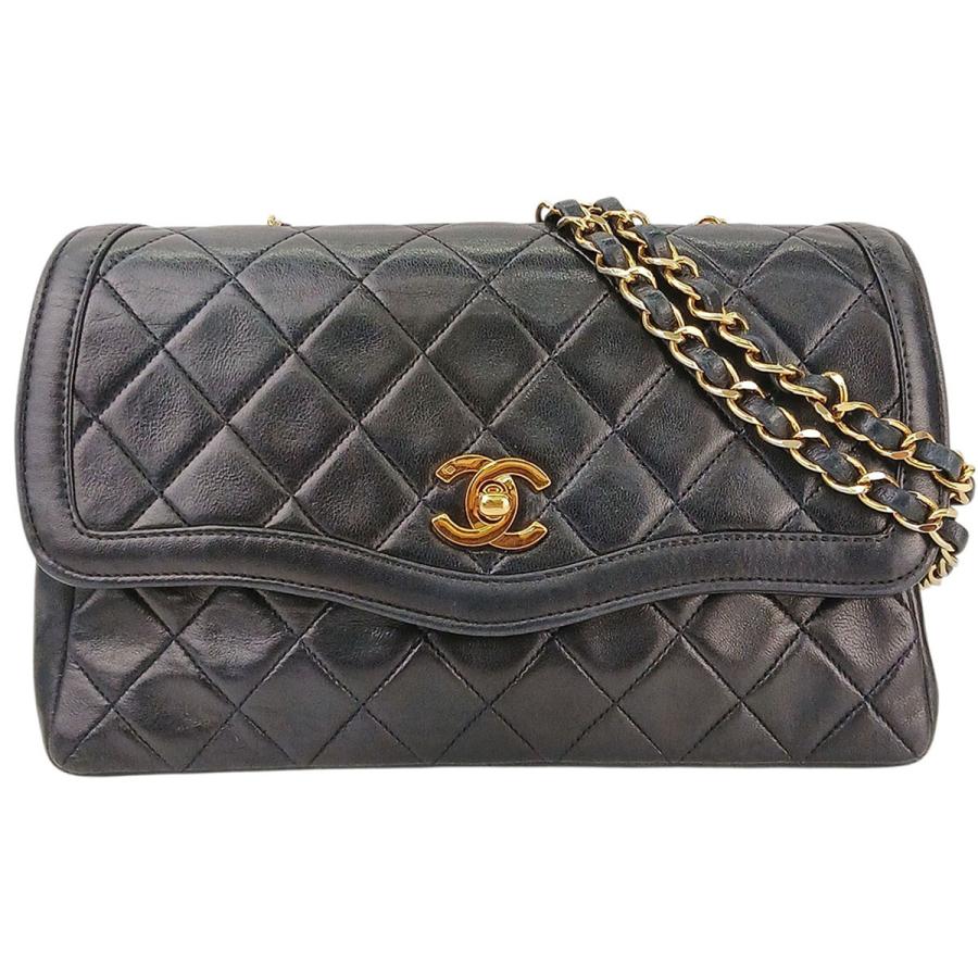 CHANEL（シャネル） マトラッセ 23 ポーチ付き チェーンショルダー 