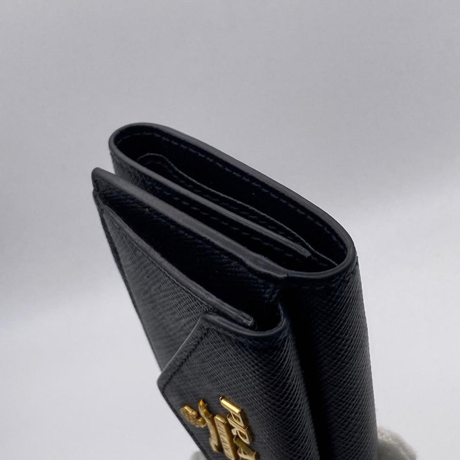 PRADA（プラダ） サフィアーノ コンパクトウォレット 三つ折り財布