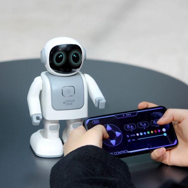 ロア・インターナショナル 踊る ロボット スピーカー XINGO シンゴ