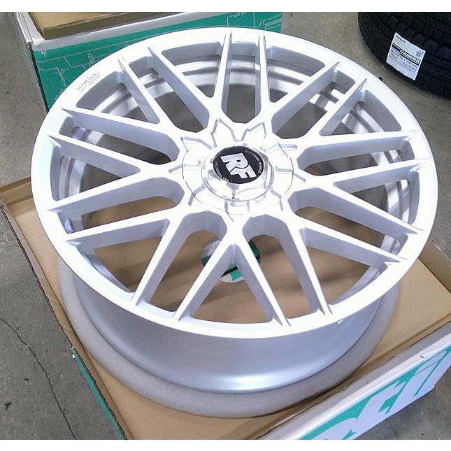 rotiform 20インチ タイヤセット　マルチピッチ　ロティフォーム ROTIFORM LAS-R 20インチ 8.5 5H 112/114.3(マルチ) +45 matte