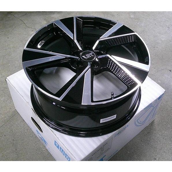 ICE ASIMMETRICO 18インチスタッドレスタイヤホイールセット新品4本