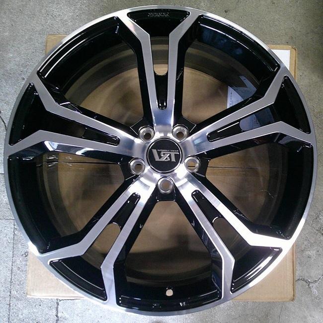 ICE ASIMMETRICO 20インチスタッドレスタイヤホイールセット新品4本