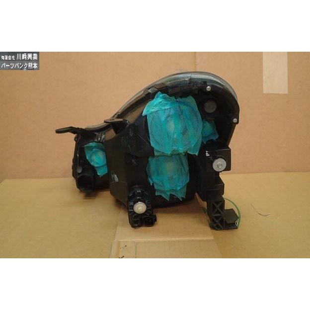 日産（NISSAN） ブルーバードシルフィ DBA-NG11 右ヘッドランプ 右