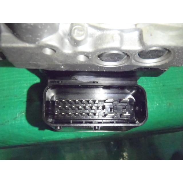 ストリーム DBA-RN6 ABSアクチュエーター 57110-SMA-023 : 有限