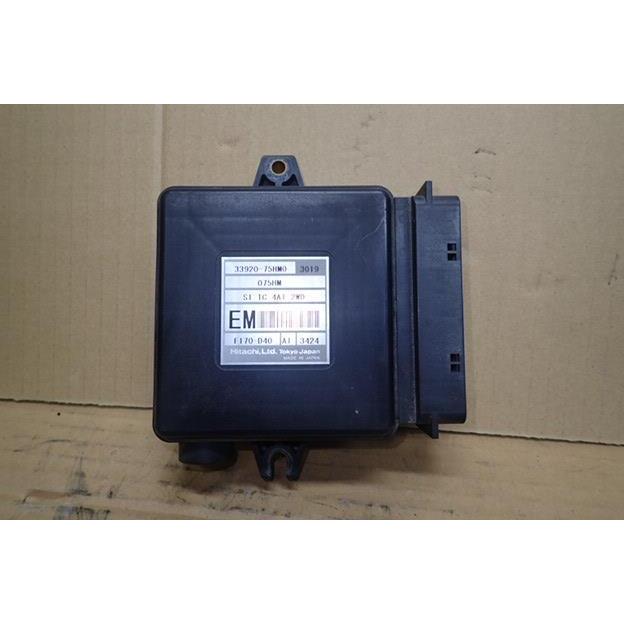 スズキ　エンジンコンピュータ　33920-82GH3 エンジンコンピューター スイフト ZC11S スズキ 純正 M13A AT FF