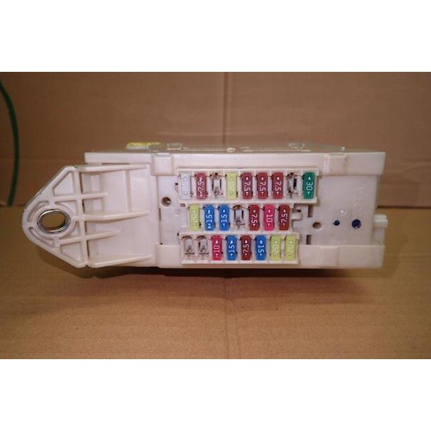 クラウン GRS182 右ジャンクションブロック 82730-30130 : 有限会社