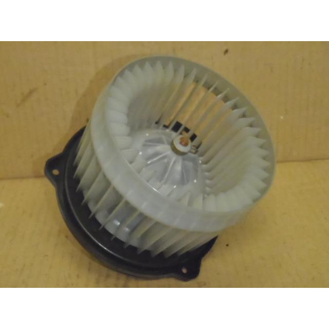 スイフト HT51S ヒーターブロアモーター ヒーターモーター デンソー