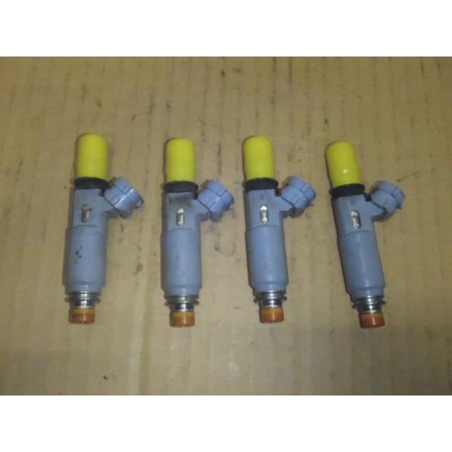 ZC31S 純正 DENSO インジェクター 4個セット ZC31S 純正 DENSO インジェクター 4個セット