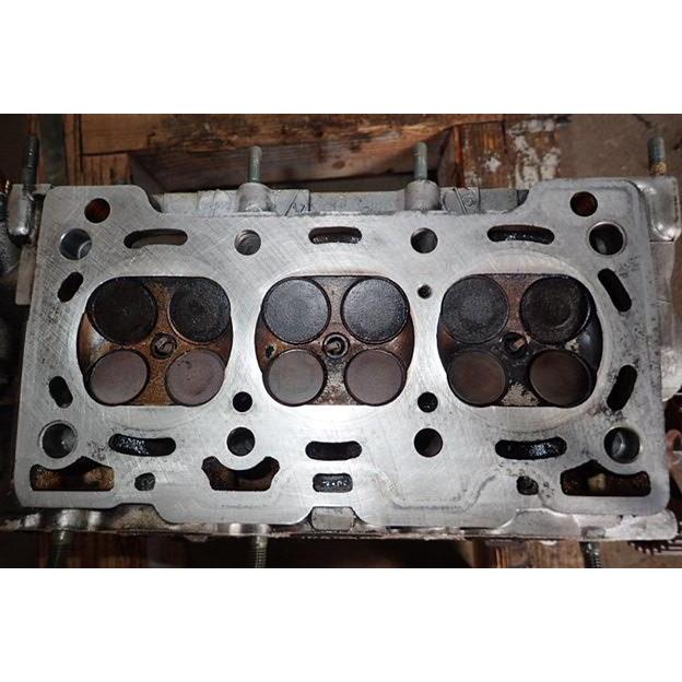 まとめ売り　専用出品 マツダ キャロル AC6P シリンダーヘッドASSY F6A 1A15-10-100A