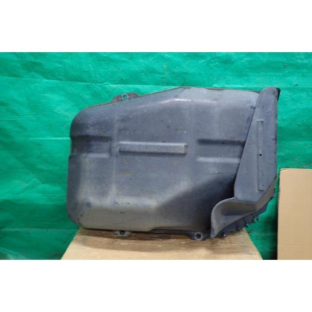 スズキ（SUZUKI） セルボ HG21S フューエルタンク 燃料タンク K6AT