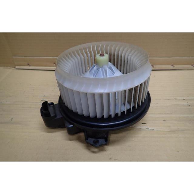 ヴェルファイア ANH20W ヒーターブロアモーター ヒーターモーター