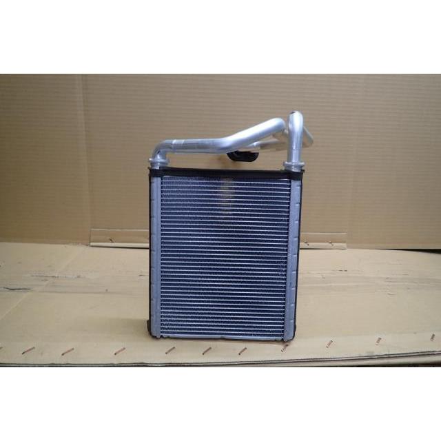 ヴェルファイア ANH20W ヒーターコア フロント側 09.01.15 01:451