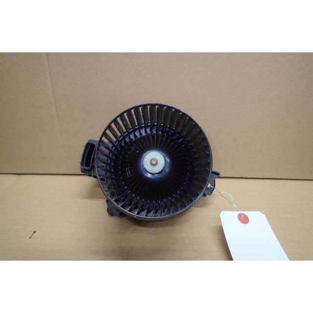 スペーシア MK53S ヒーターモーター 88127 スペーシア MK53S ヒーターブロアモーター ヒーターモーター : 有限